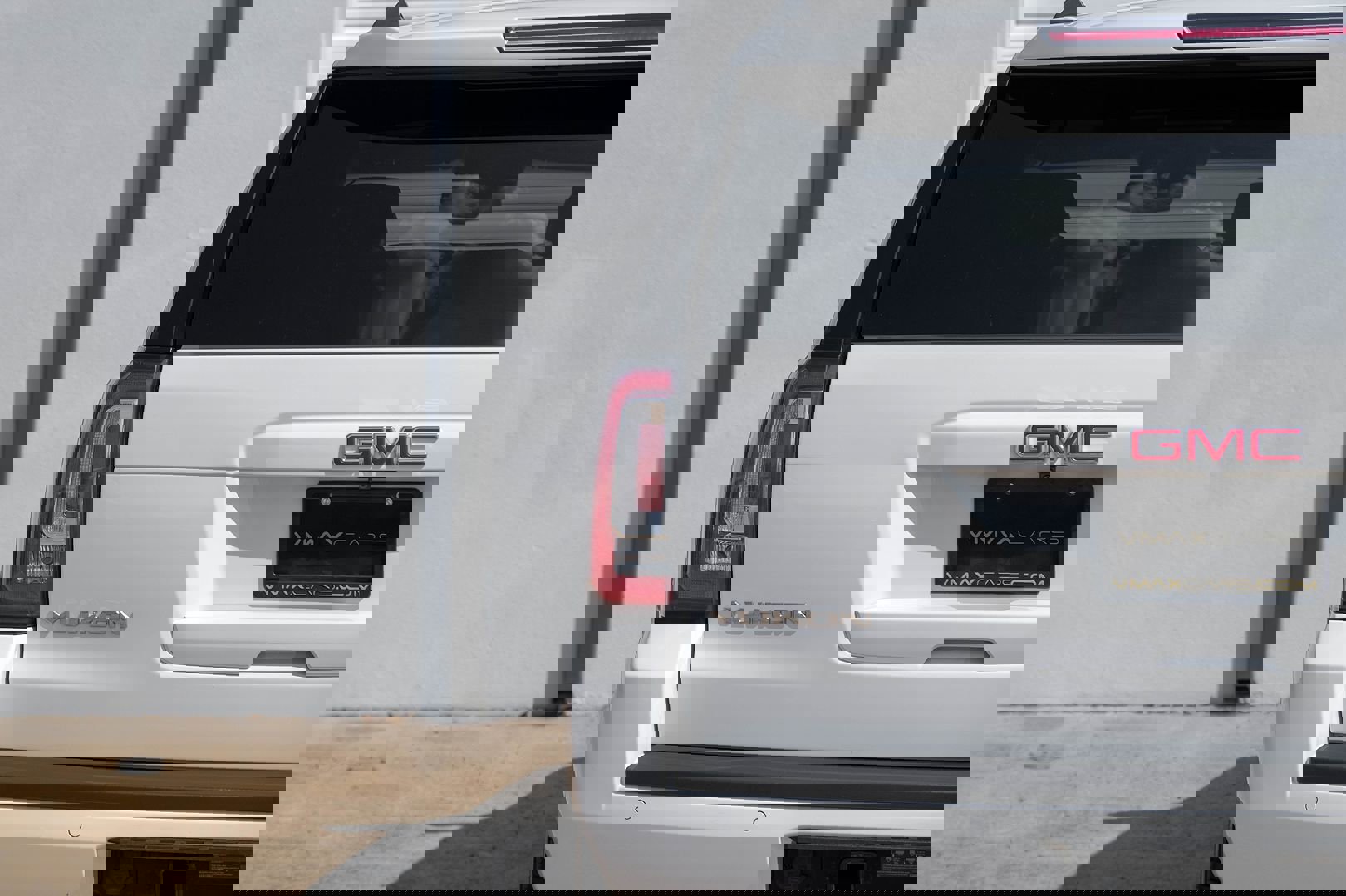 Used 2018 GMC Yukon SLT w/ Open Road Package image 45