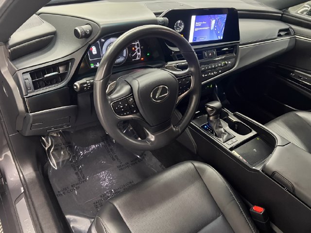 Certified 2025 Lexus ES 300h w/ Premium Package FWD image 16