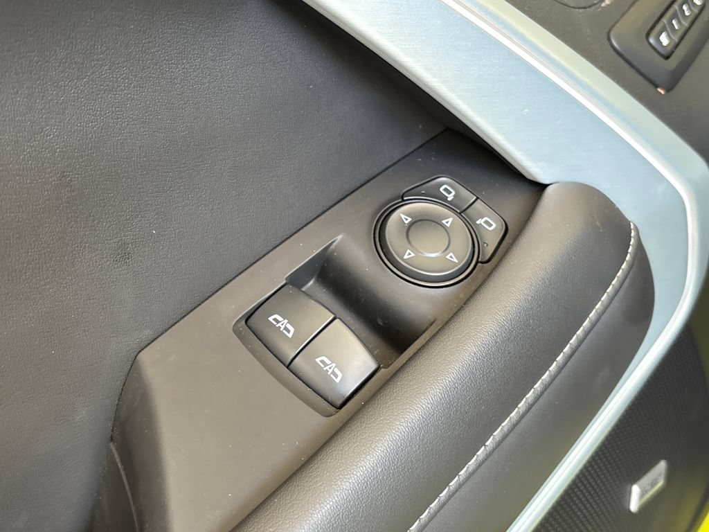 Used 2021 Chevrolet Camaro SS RWD image 15