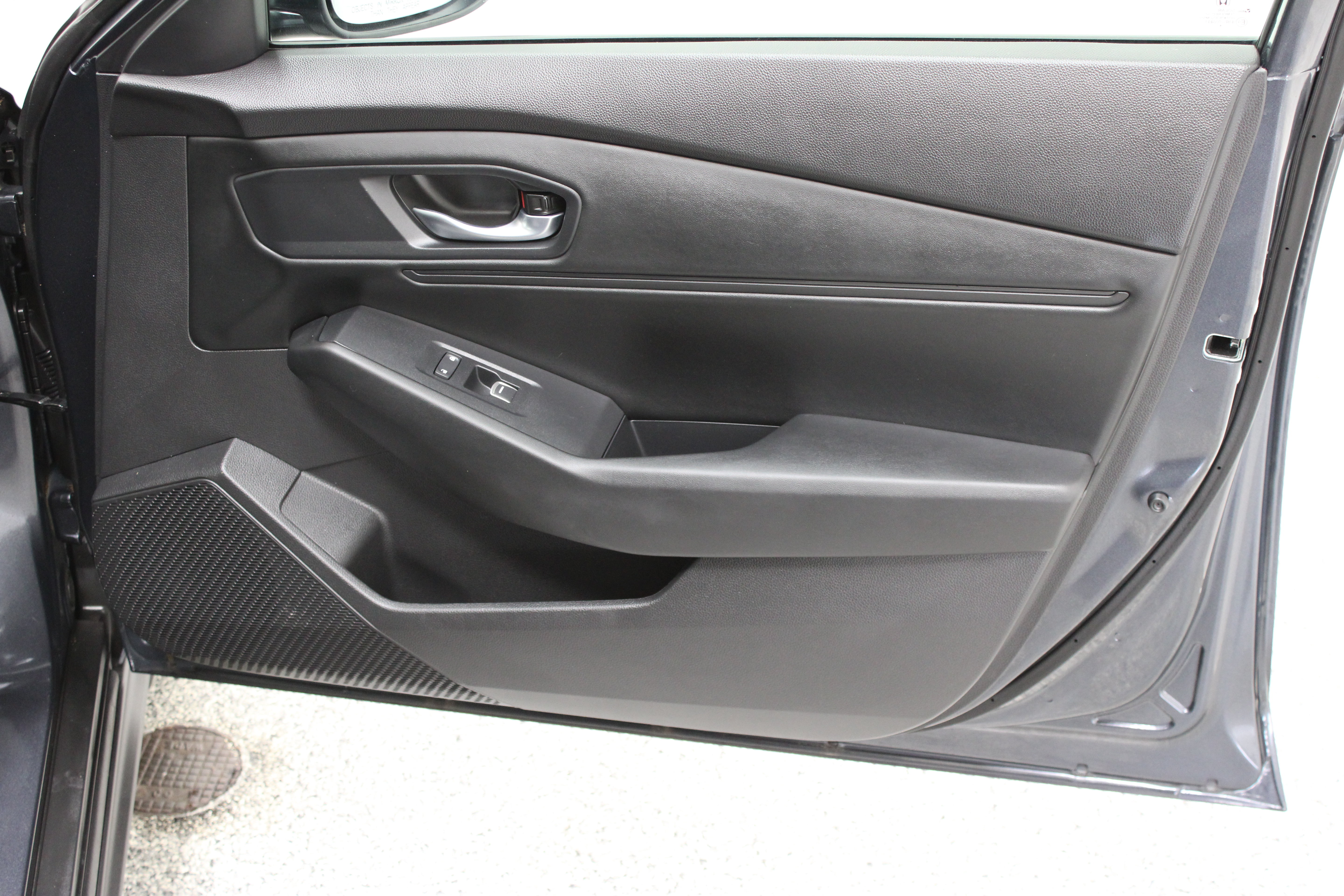 Used 2025 Honda Accord SE image 34