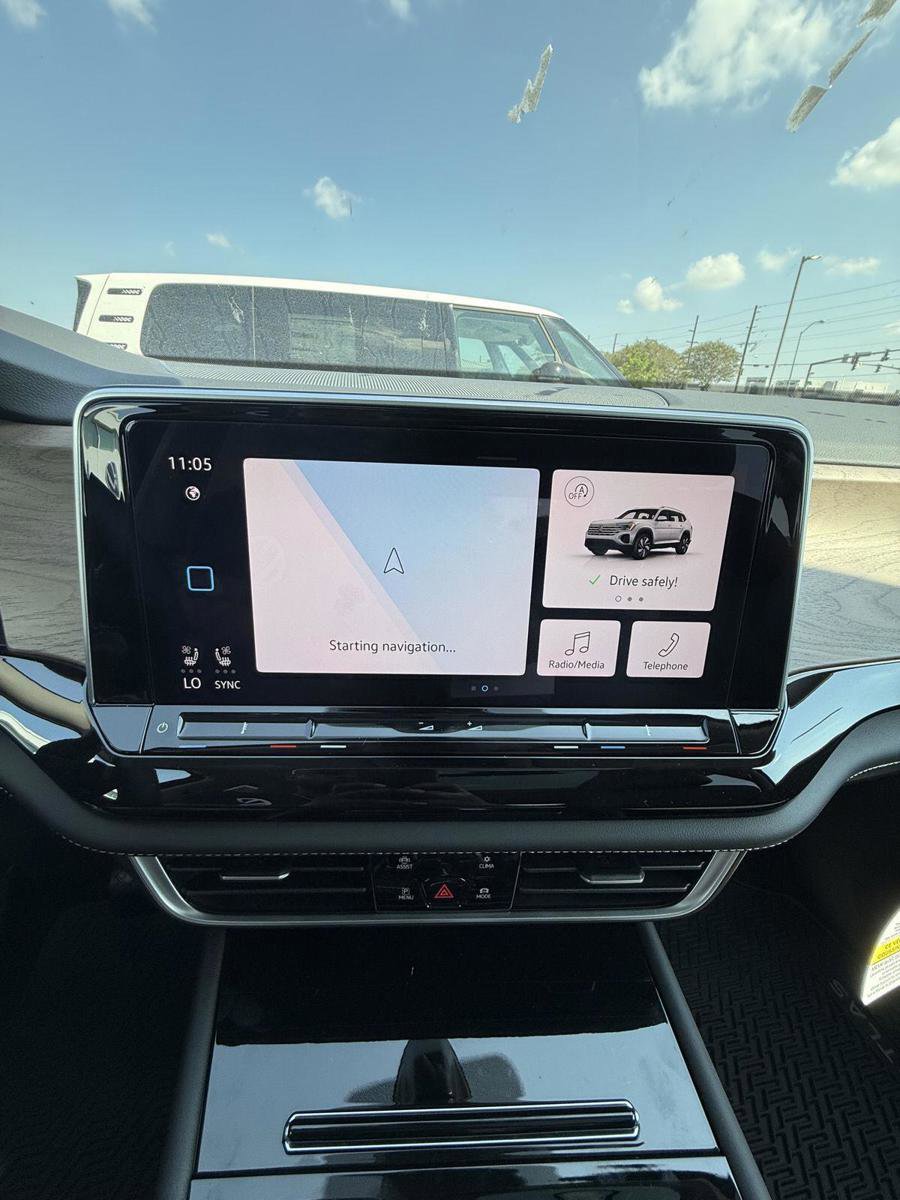 New 2026 Volkswagen Atlas SE image 14