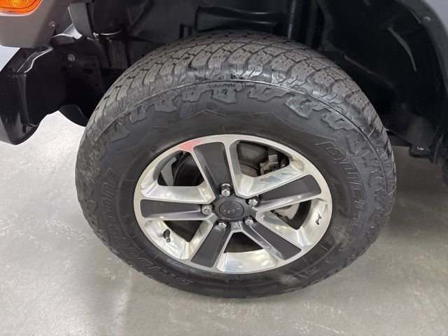 Used 2020 Jeep Wrangler Unlimited Sahara w/ LED Lighting Group image 29
