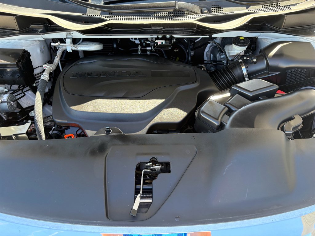 Certified 2024 Honda Odyssey Elite image 35