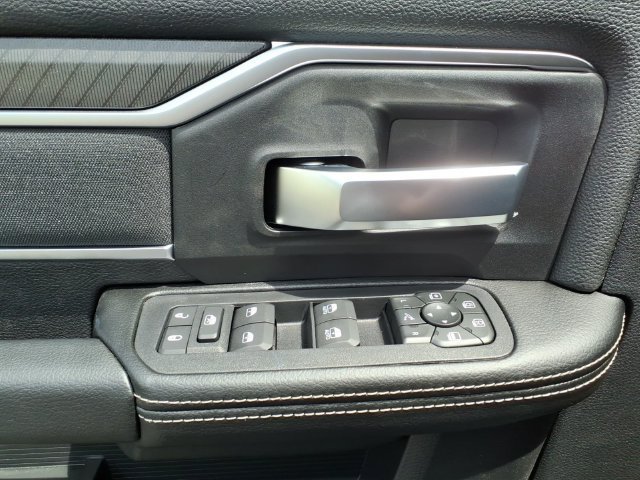 New 2026 RAM 2500 Big Horn AWD/4WD image 11