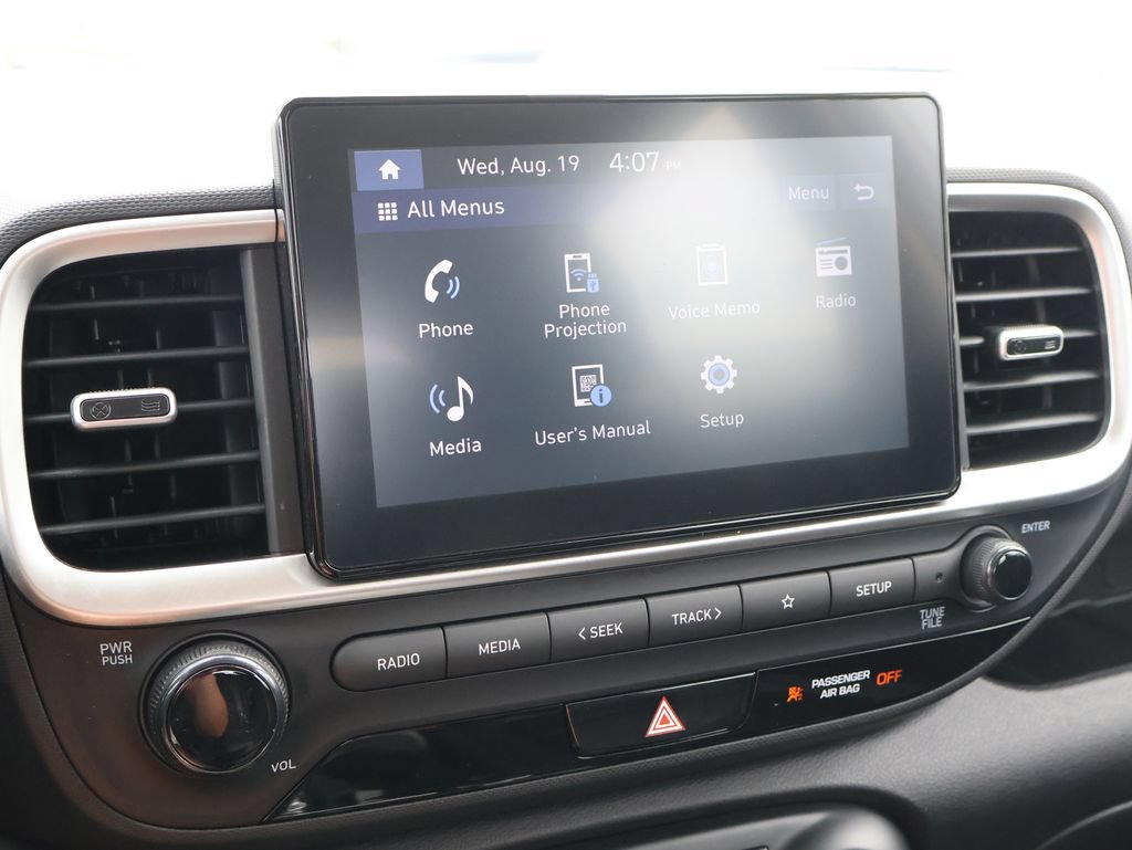 Used 2025 Hyundai Venue SEL FWD image 32