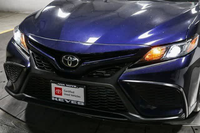 Certified 2022 Toyota Camry SE FWD image 9