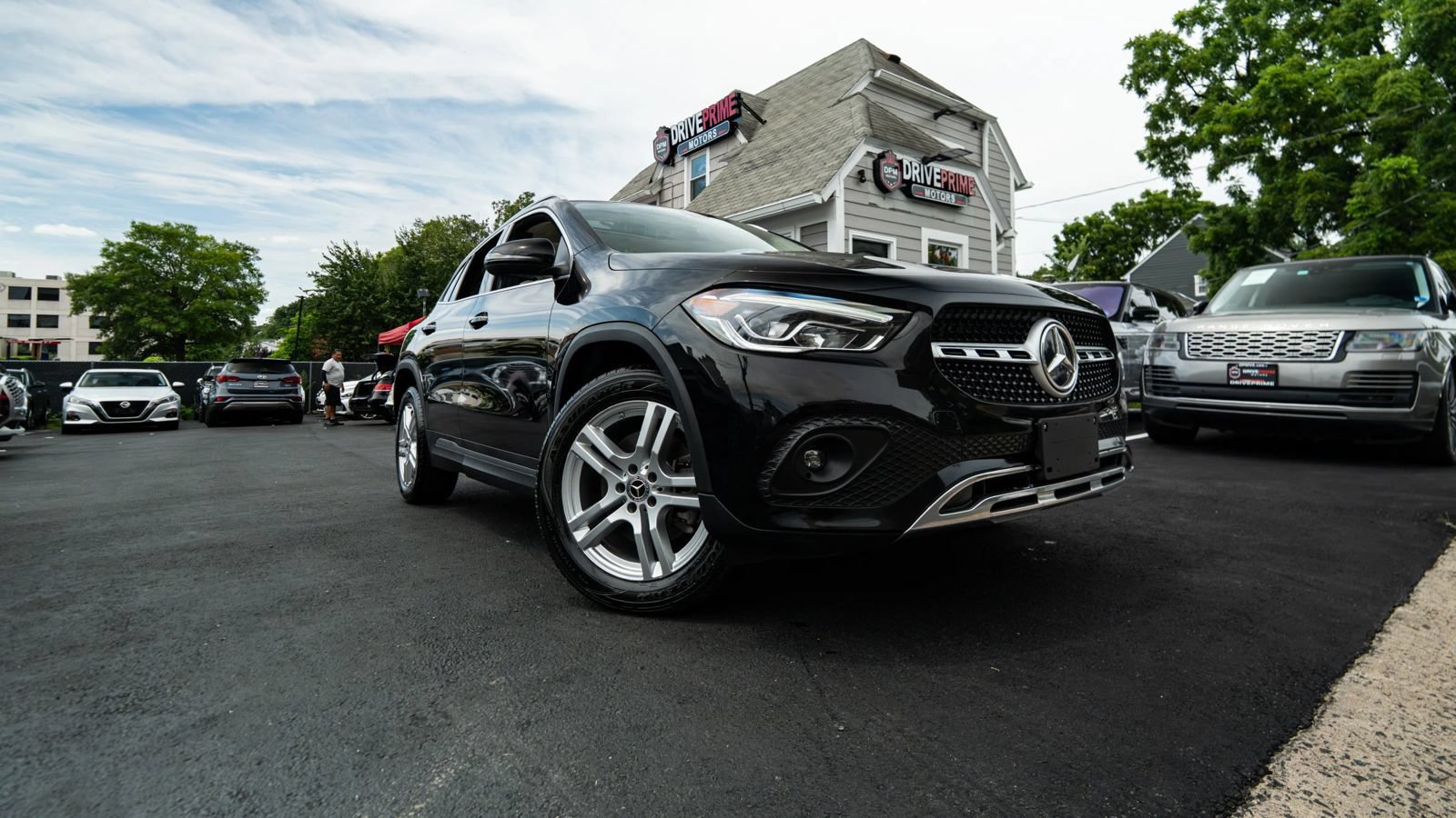 Used 2022 Mercedes-Benz GLA 250 4MATIC w/ Premium Package Lite image 1