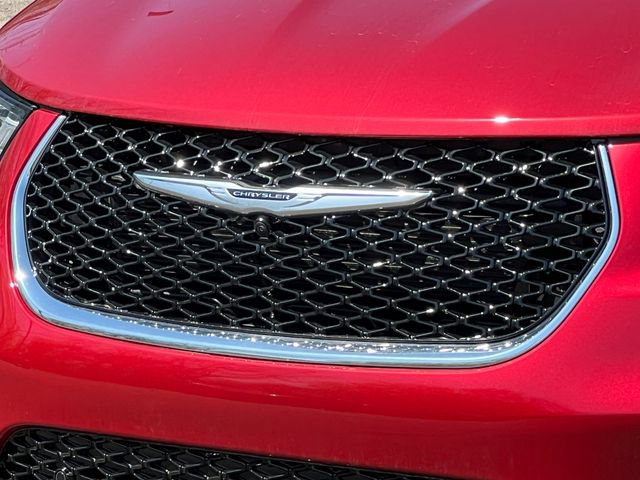 New 2026 Chrysler Pacifica Select FWD image 43