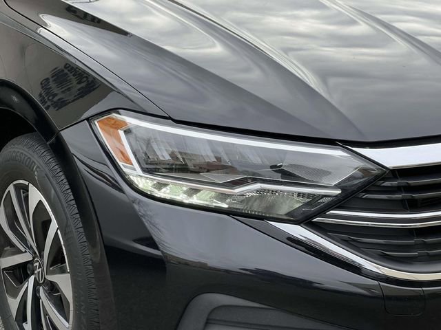 Certified 2024 Volkswagen Jetta S image 8