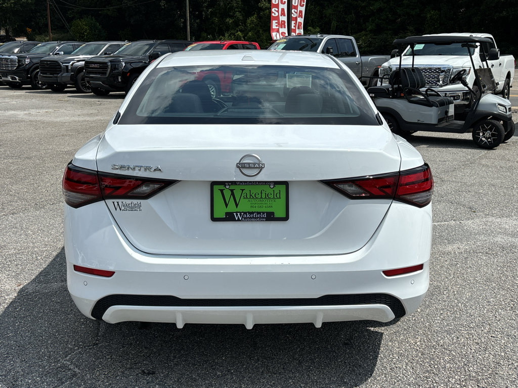 Used 2025 Nissan Sentra SV FWD image 7