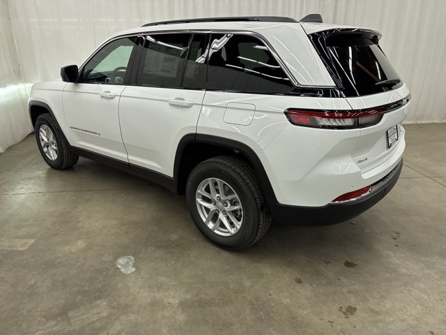 New 2025 Jeep Grand Cherokee Laredo X w/ Luxury Tech Group I image 29