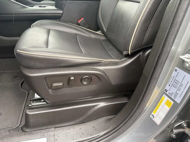 Certified 2022 GMC Yukon SLT w/ SLT Premium Package RWD image 22