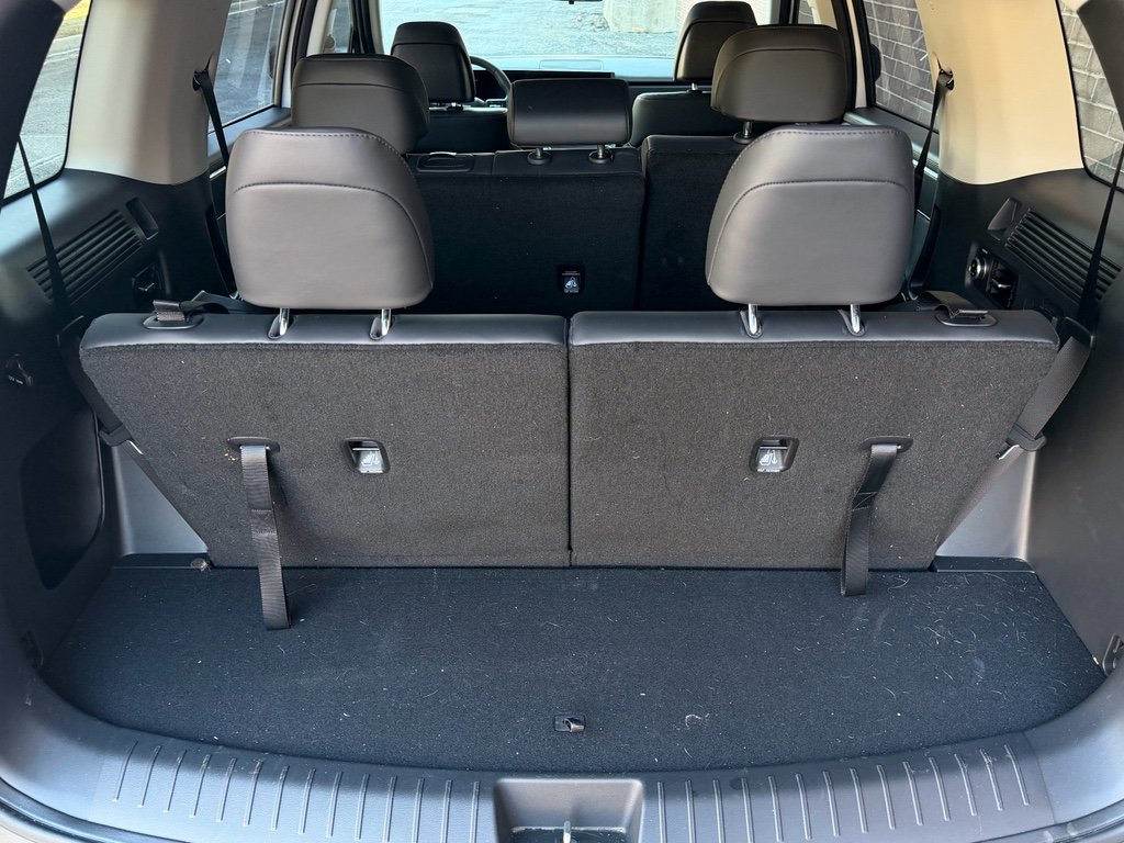 Used 2025 Hyundai Santa Fe XRT image 11