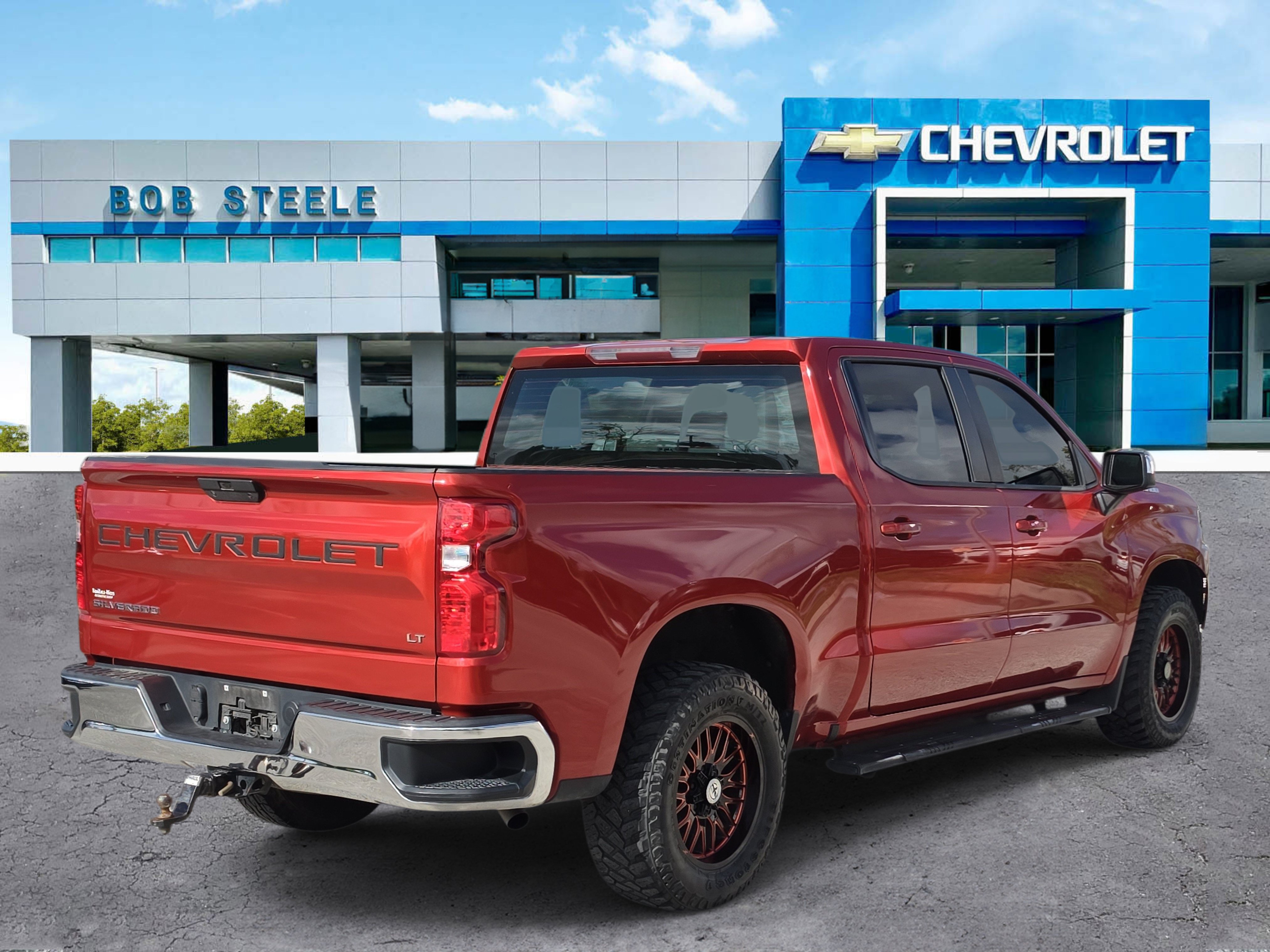 Used 2021 Chevrolet Silverado 1500 LT RWD image 4