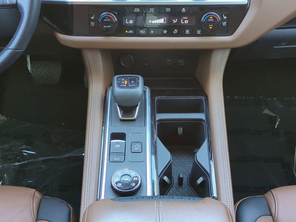 Certified 2022 Nissan Pathfinder Platinum w/ Cargo Package image 19