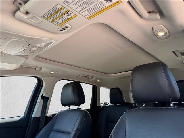 Used 2014 Ford Escape Titanium w/ Equipment Group 401A AWD/4WD image 18
