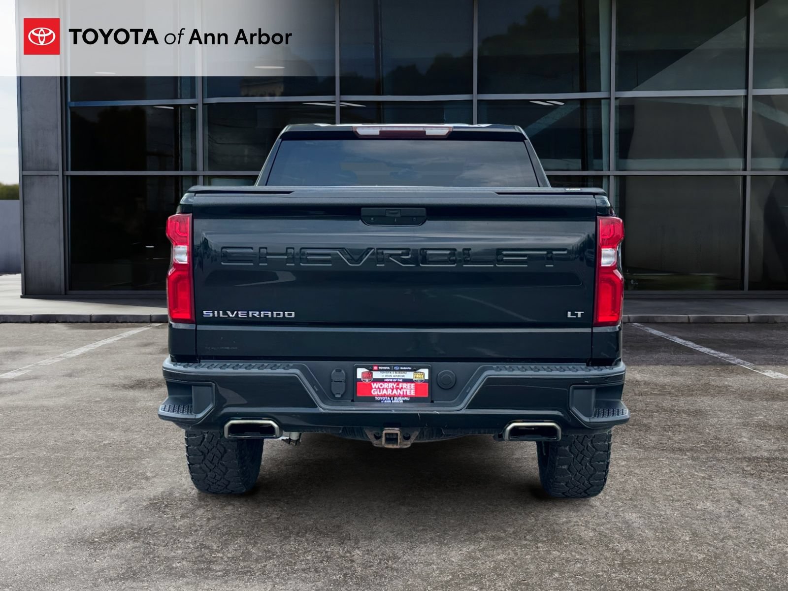 Used 2019 Chevrolet Silverado 1500 LT Trail Boss w/ Convenience Package AWD/4WD image 9
