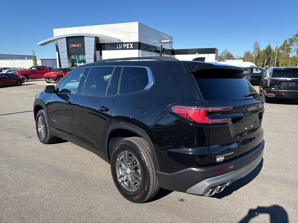 Used 2025 GMC Acadia Elevation FWD image 3