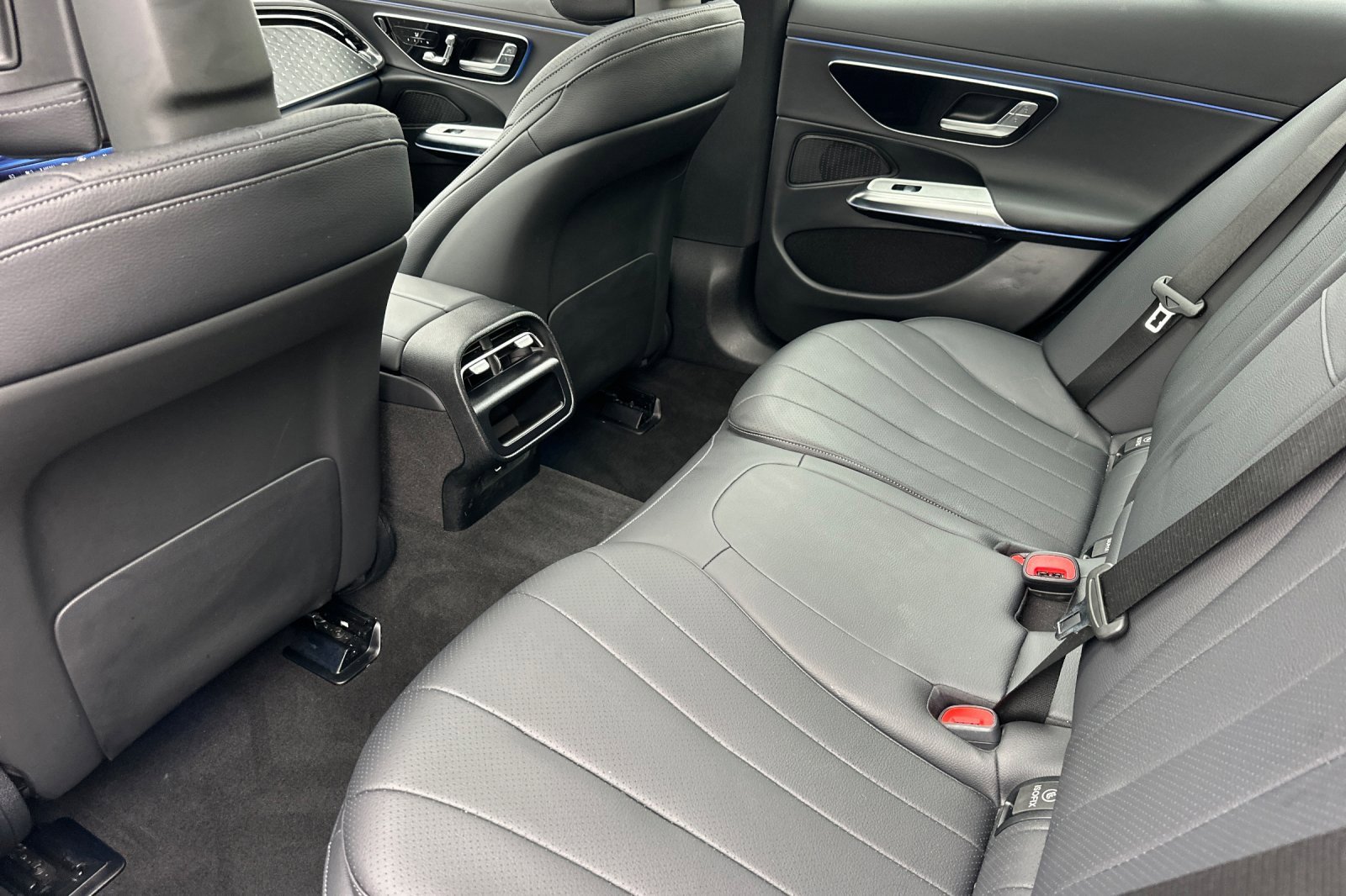 Certified 2025 Mercedes-Benz E 350 Sedan image 13