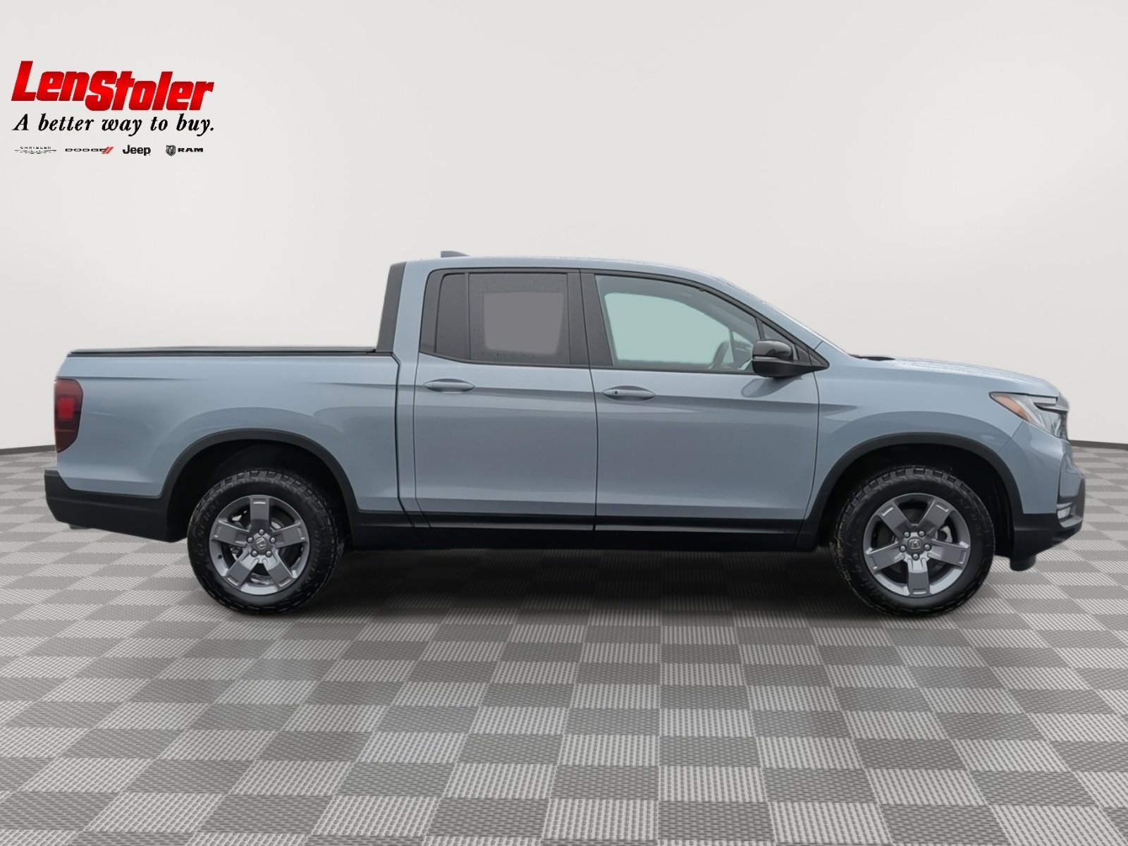 Used 2025 Honda Ridgeline TrailSport image 6