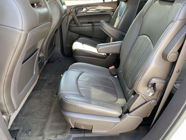 Used 2013 Buick Enclave Leather FWD image 6
