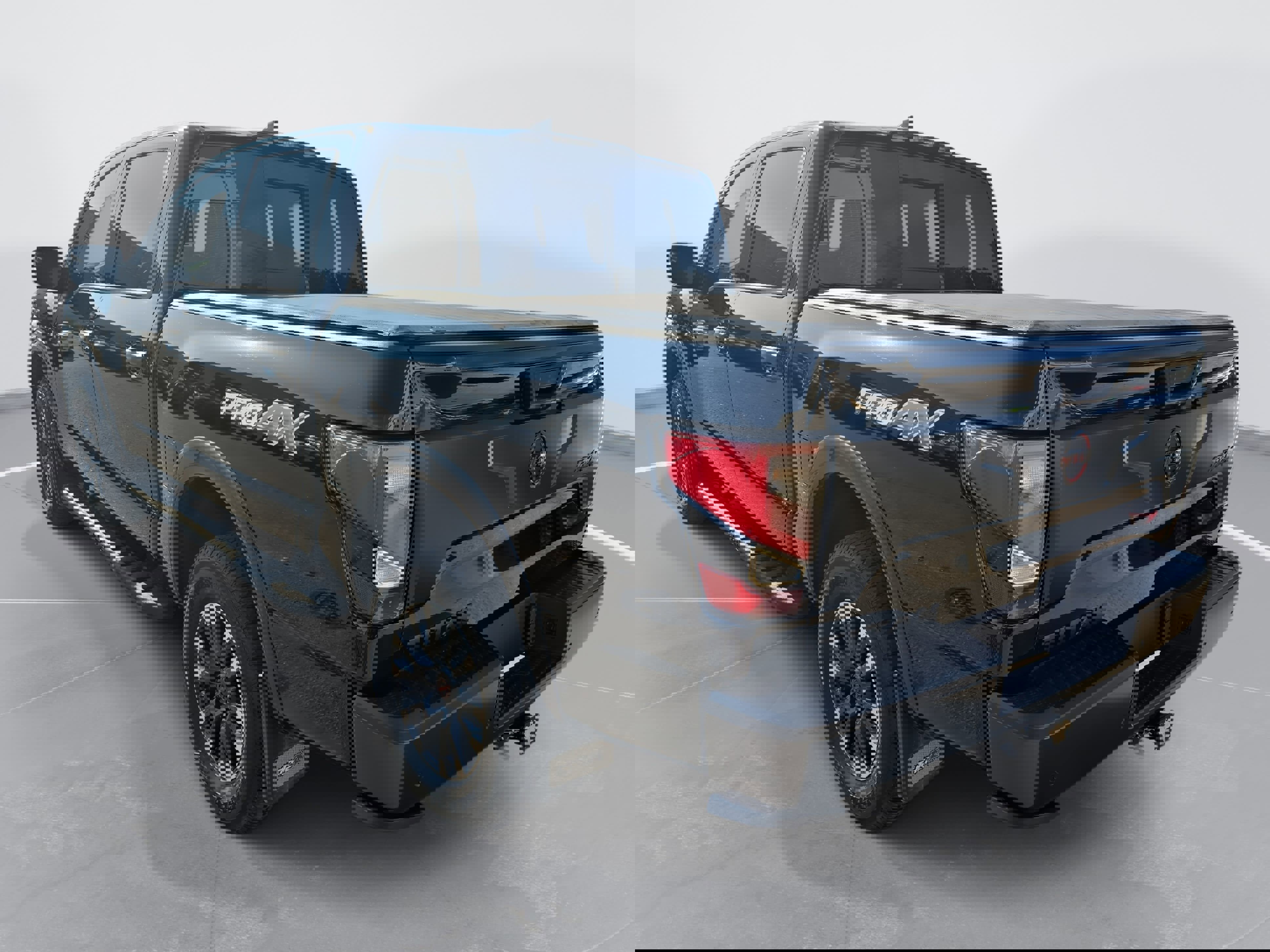 Used 2023 Nissan Titan PRO-4X w/ Pro-4x Convenience Package image 7