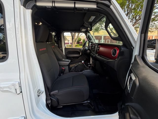 Used 2021 Jeep Gladiator Rubicon AWD/4WD image 17