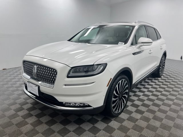 Certified 2023 Lincoln Nautilus Black Label AWD/4WD image 2