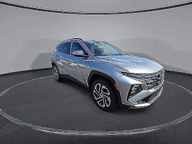 New 2026 Hyundai Tucson SEL Plus w/ Tow & Go Package FWD image 2