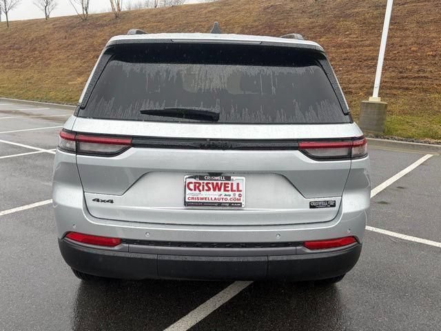 New 2026 Jeep Grand Cherokee Altitude AWD/4WD image 6