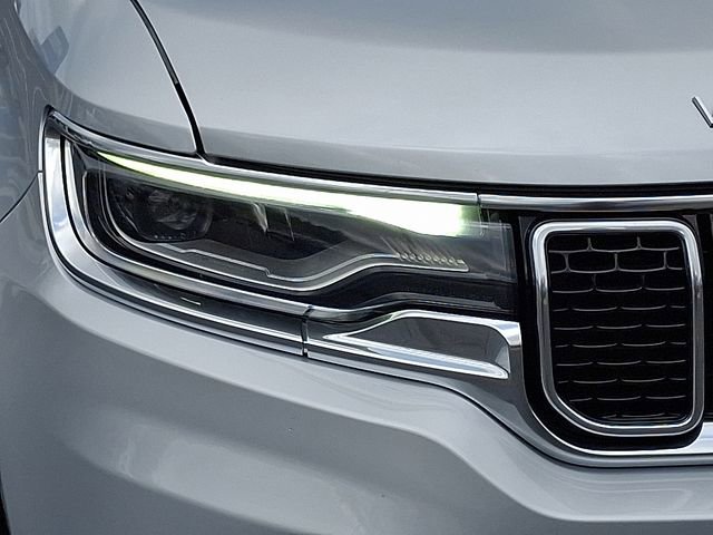 Used 2024 Jeep Wagoneer L Series II w/ Flexible Seating Group image 9