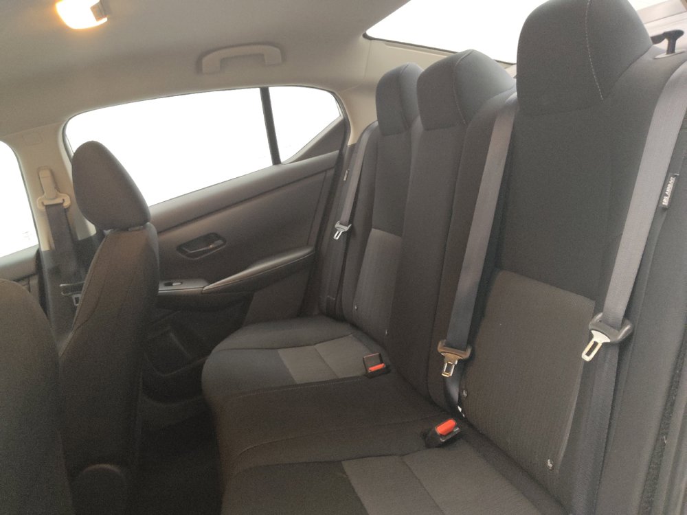 Used 2024 Nissan Sentra SV FWD image 18