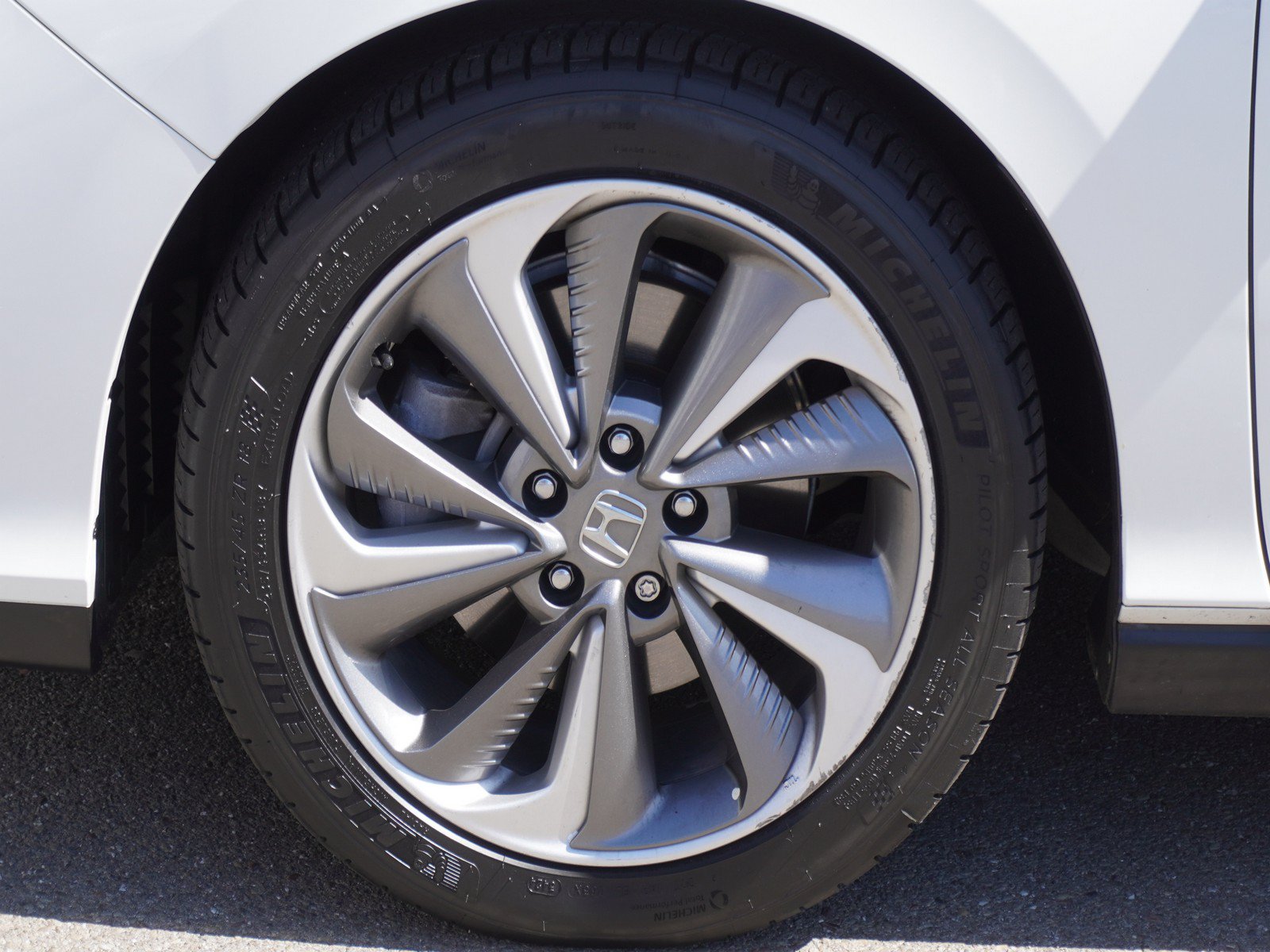 Used 2019 Honda Clarity Plug-In Hybrid image 7