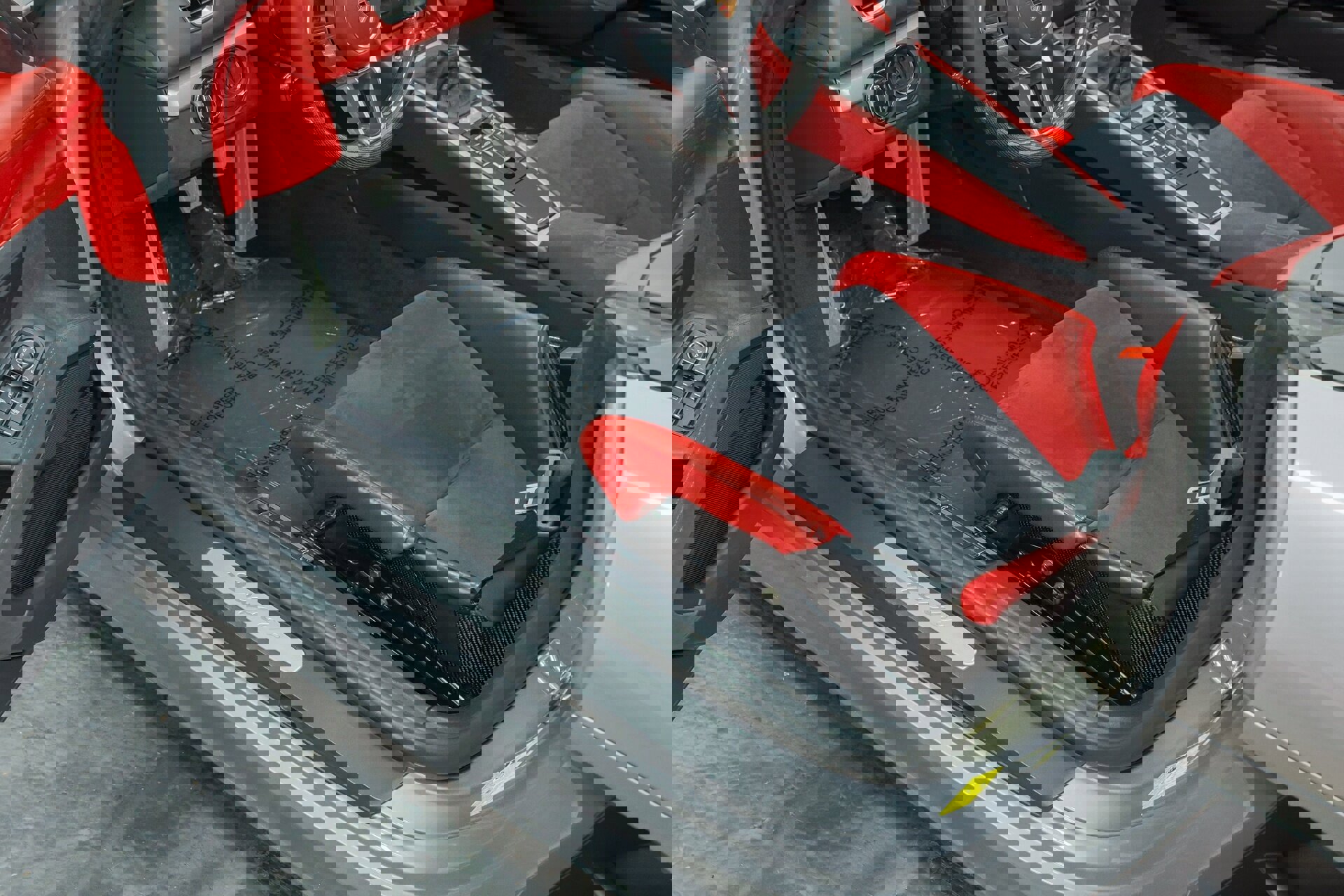 Used 2016 Porsche Boxster Spyder image 63