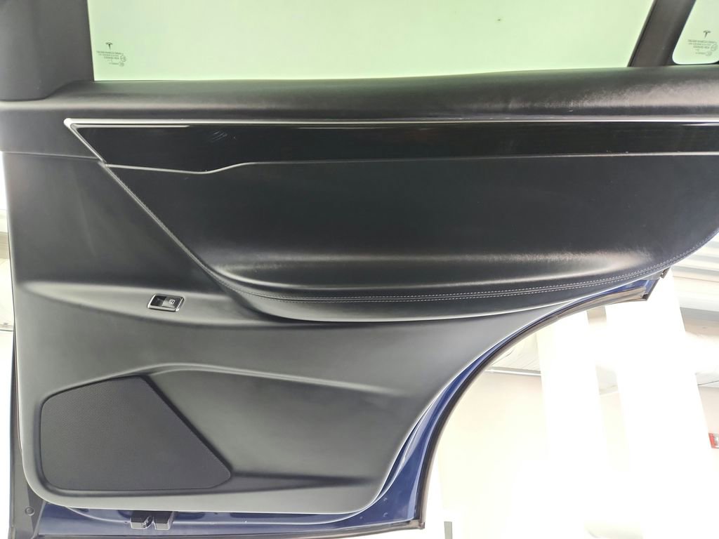 Used 2017 Tesla Model X 100D AWD/4WD image 27