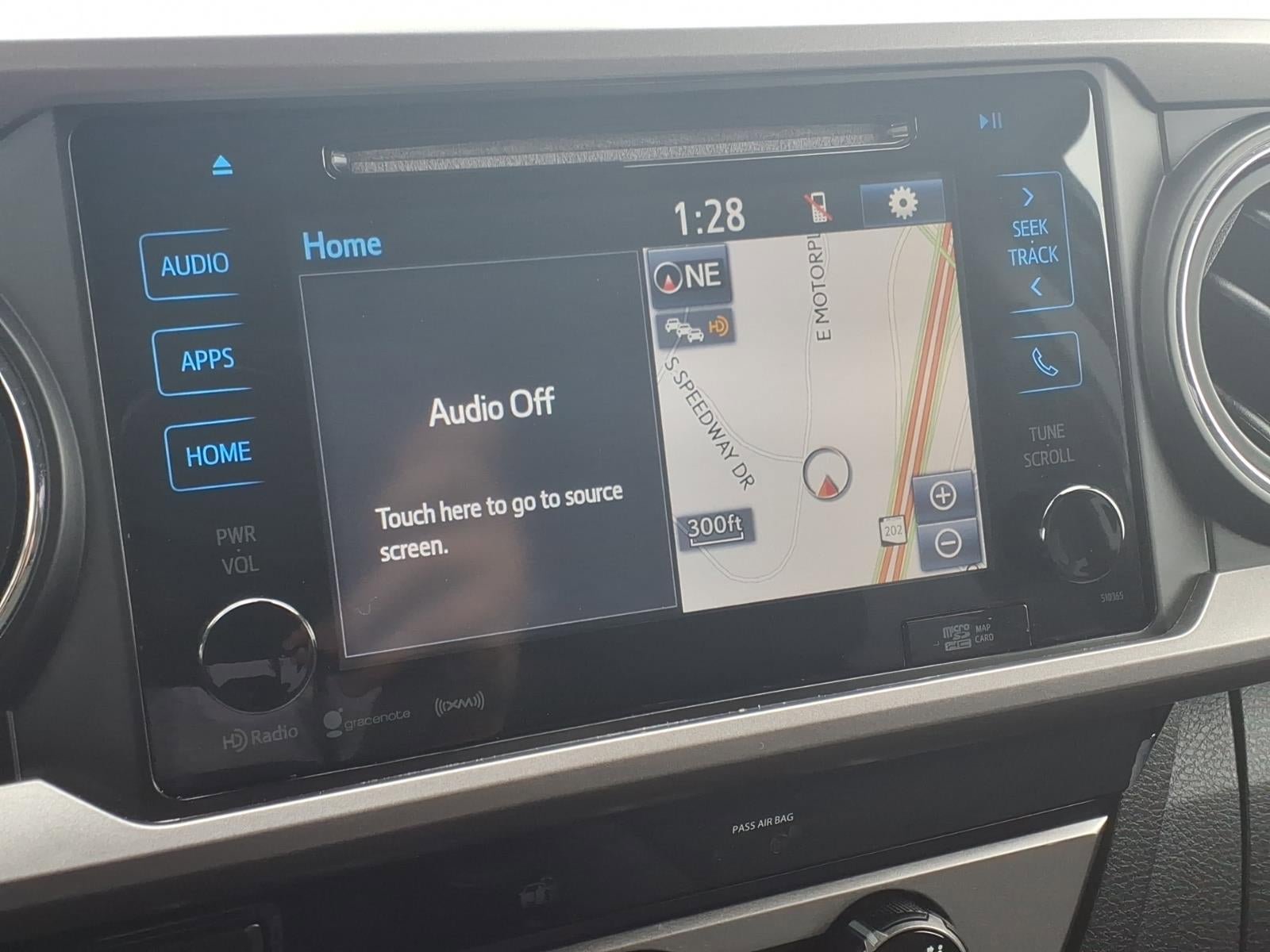 Used 2018 Toyota Tacoma SR5 RWD image 25