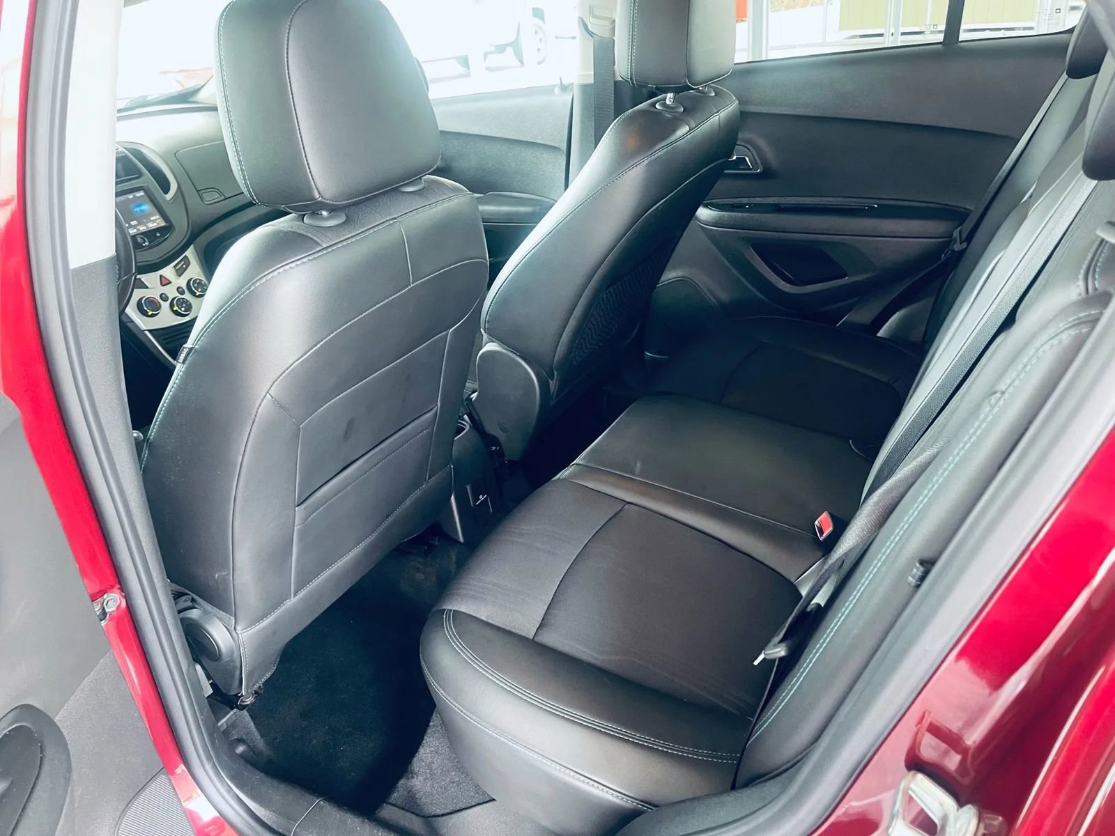 Used 2016 Chevrolet Trax LT w/ LT Convenience Package image 20