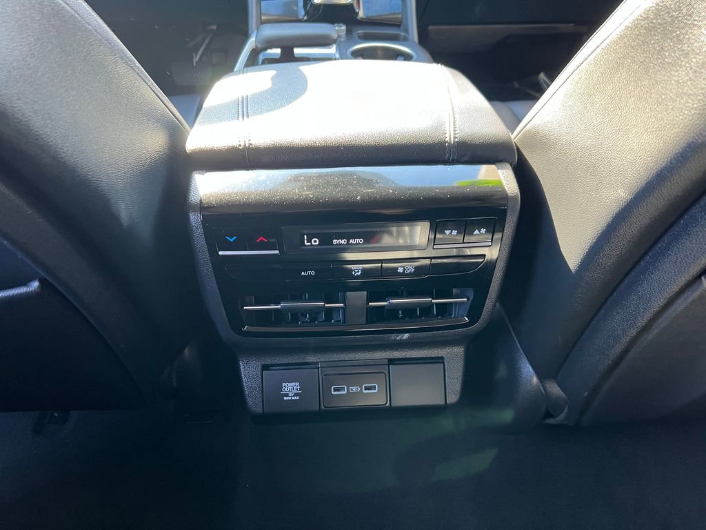 Used 2024 Acura MDX FWD image 31