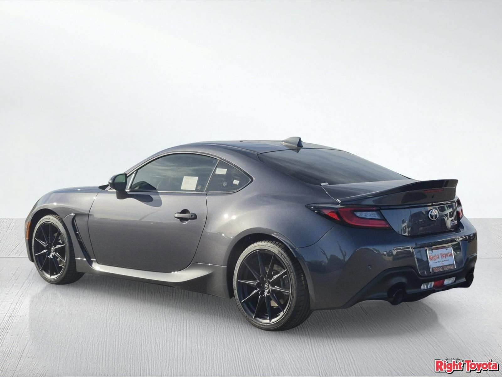 New 2026 Toyota GR86 Premium RWD image 4