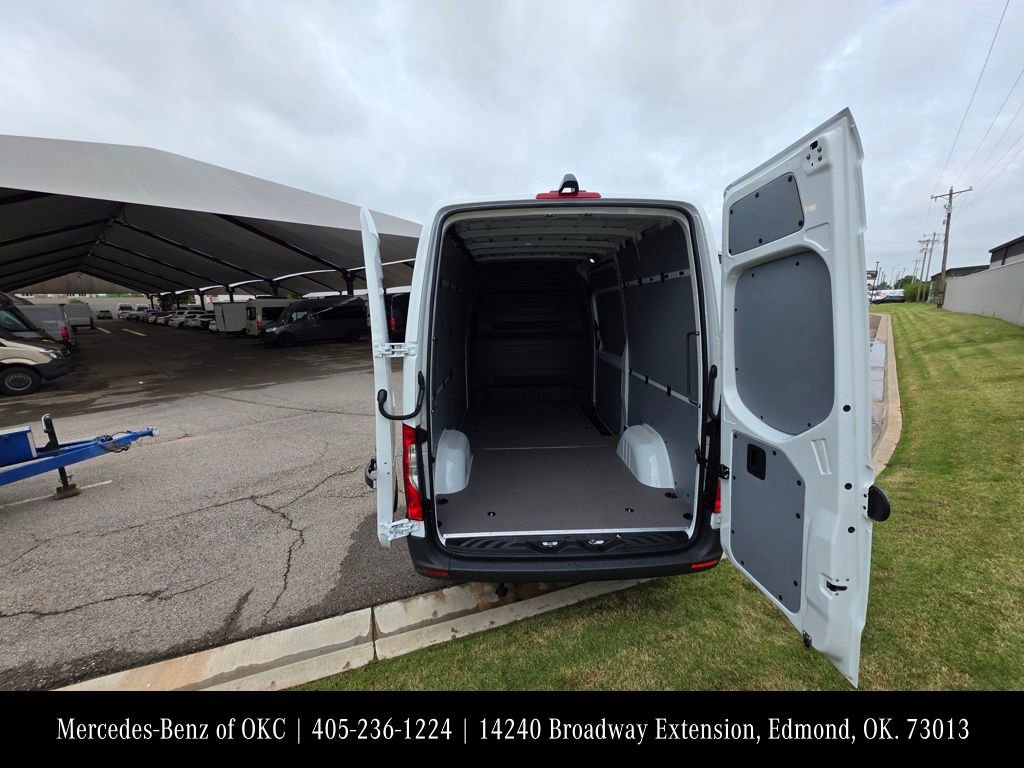 New 2026 Mercedes-Benz Sprinter 2500 image 6