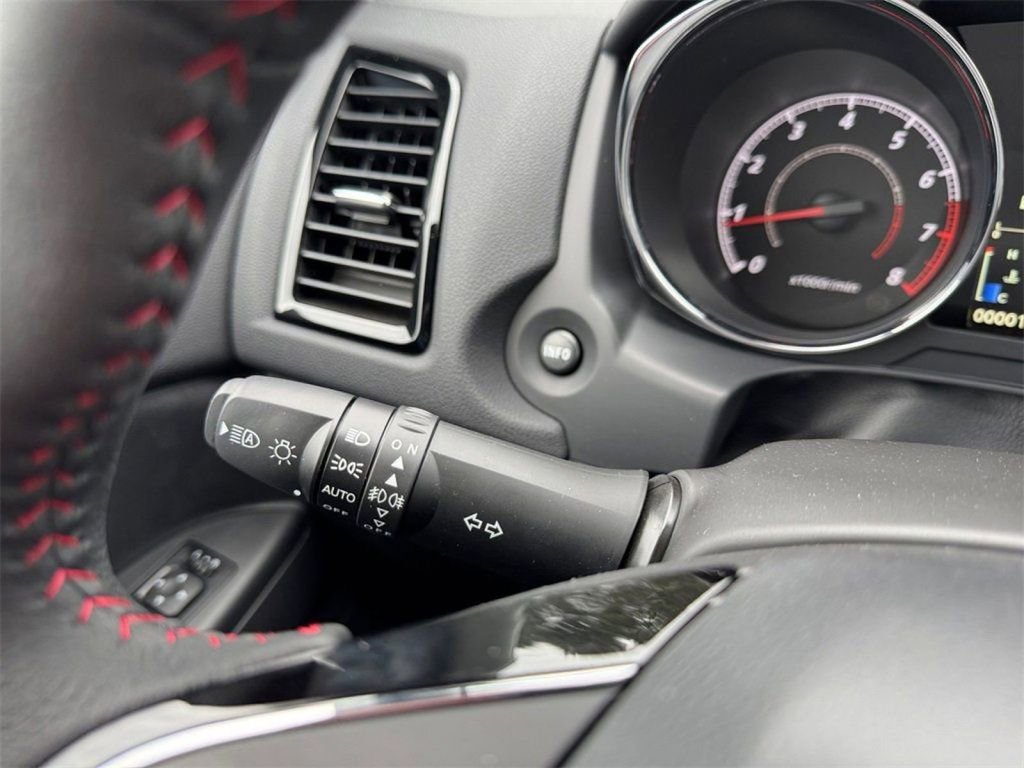 New 2025 Mitsubishi Outlander Sport LE image 26