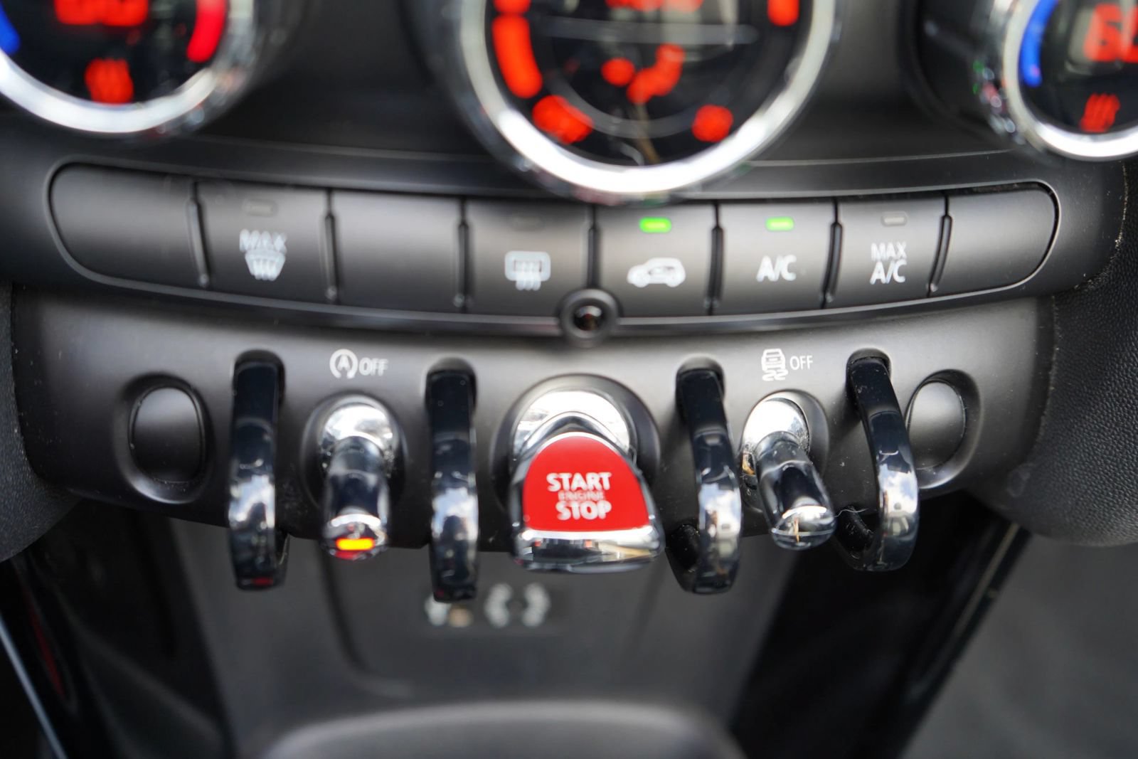 Used 2017 MINI Cooper S FWD image 11