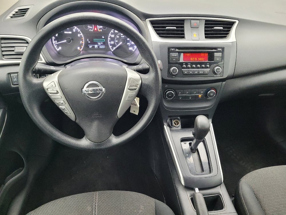 Used 2016 Nissan Sentra S image 22