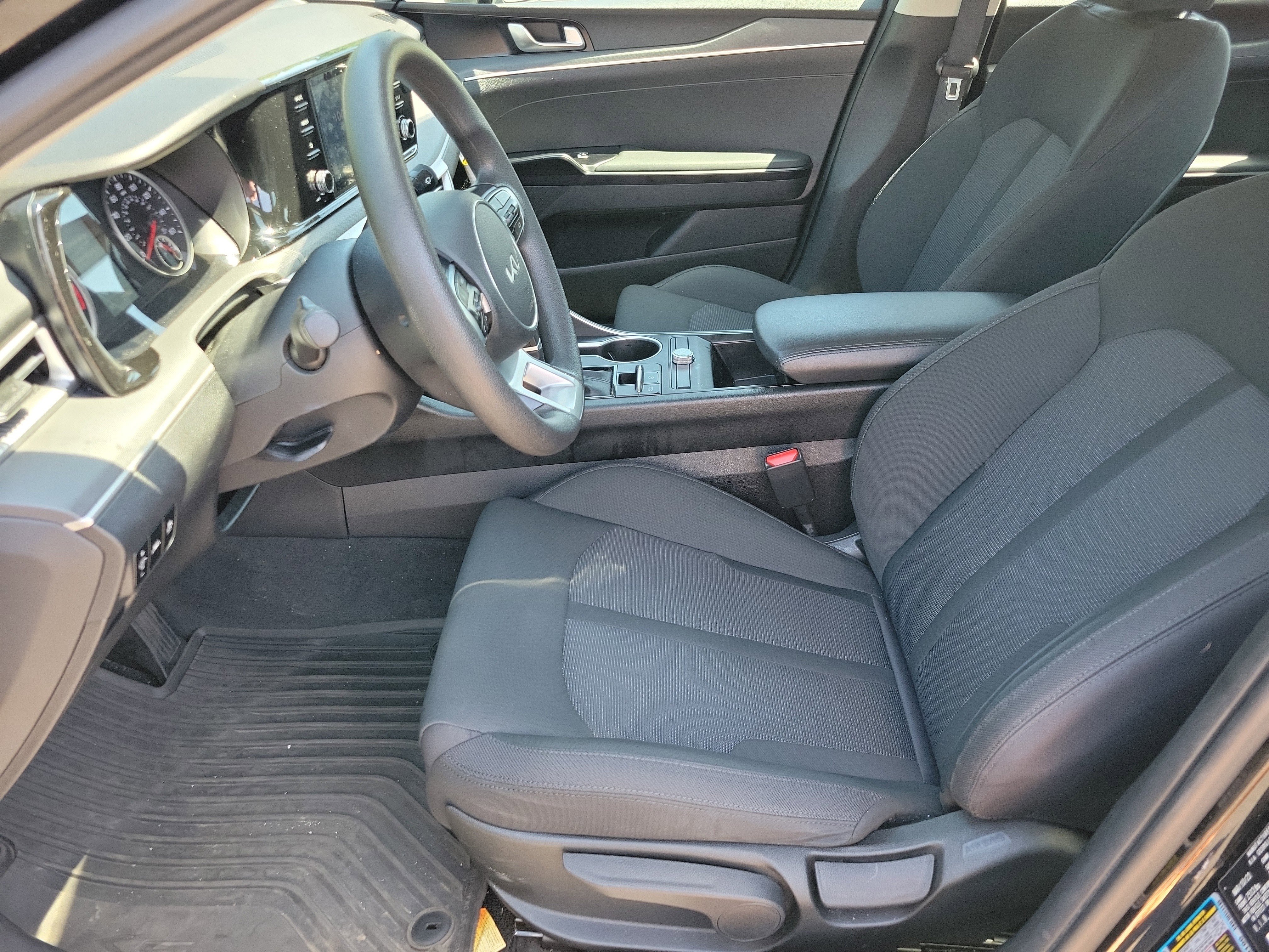 Used 2023 Kia K5 LXS image 4