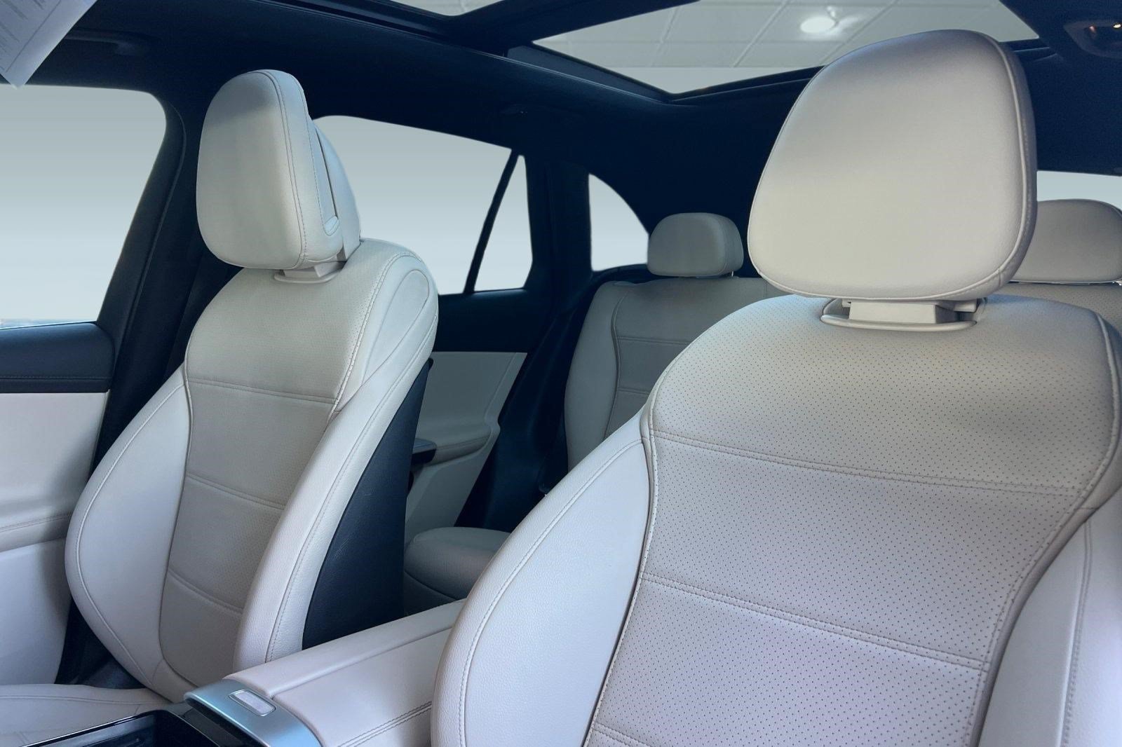 Certified 2024 Mercedes-Benz GLC 300 4MATIC image 28
