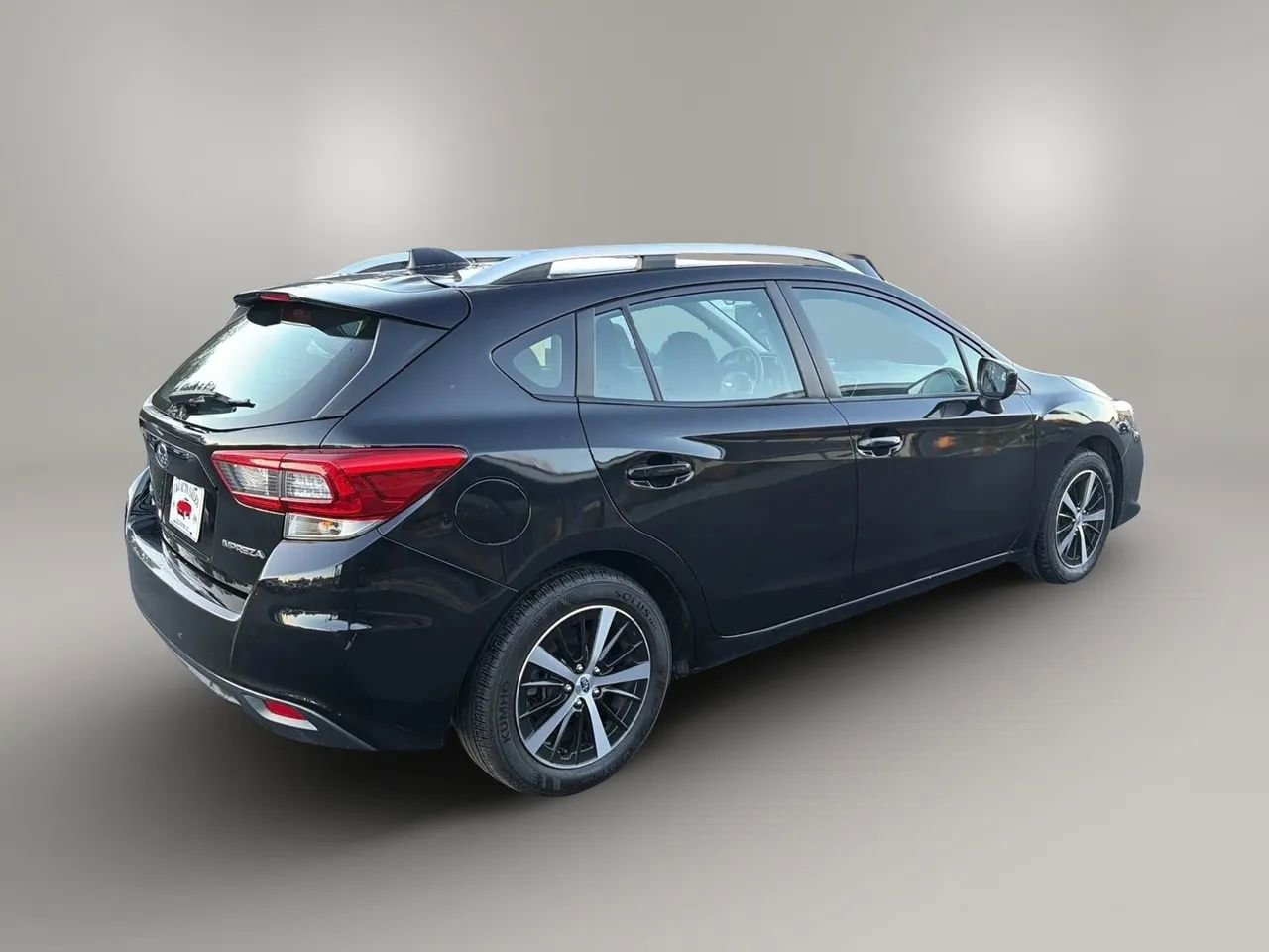Used 2021 Subaru Impreza 2.0i Premium image 4