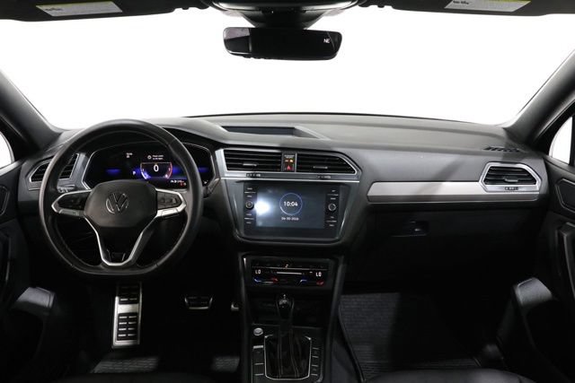 Used 2023 Volkswagen Tiguan SE R-Line FWD image 14