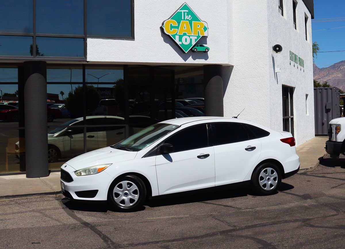 Used 2017 Ford Focus S image 4