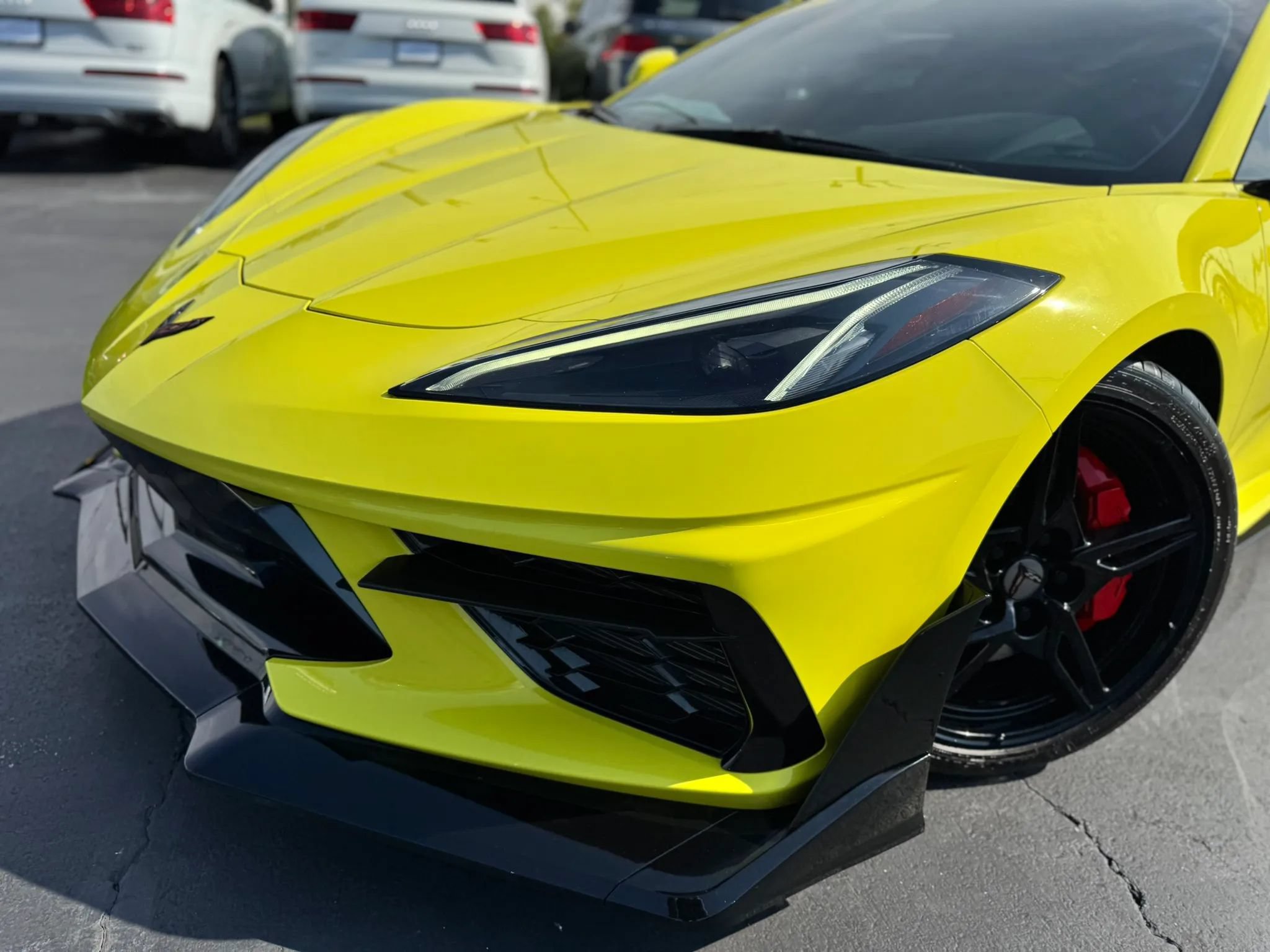 Used 2023 Chevrolet Corvette Stingray Coupe w/ Z51 Performance Package RWD image 12