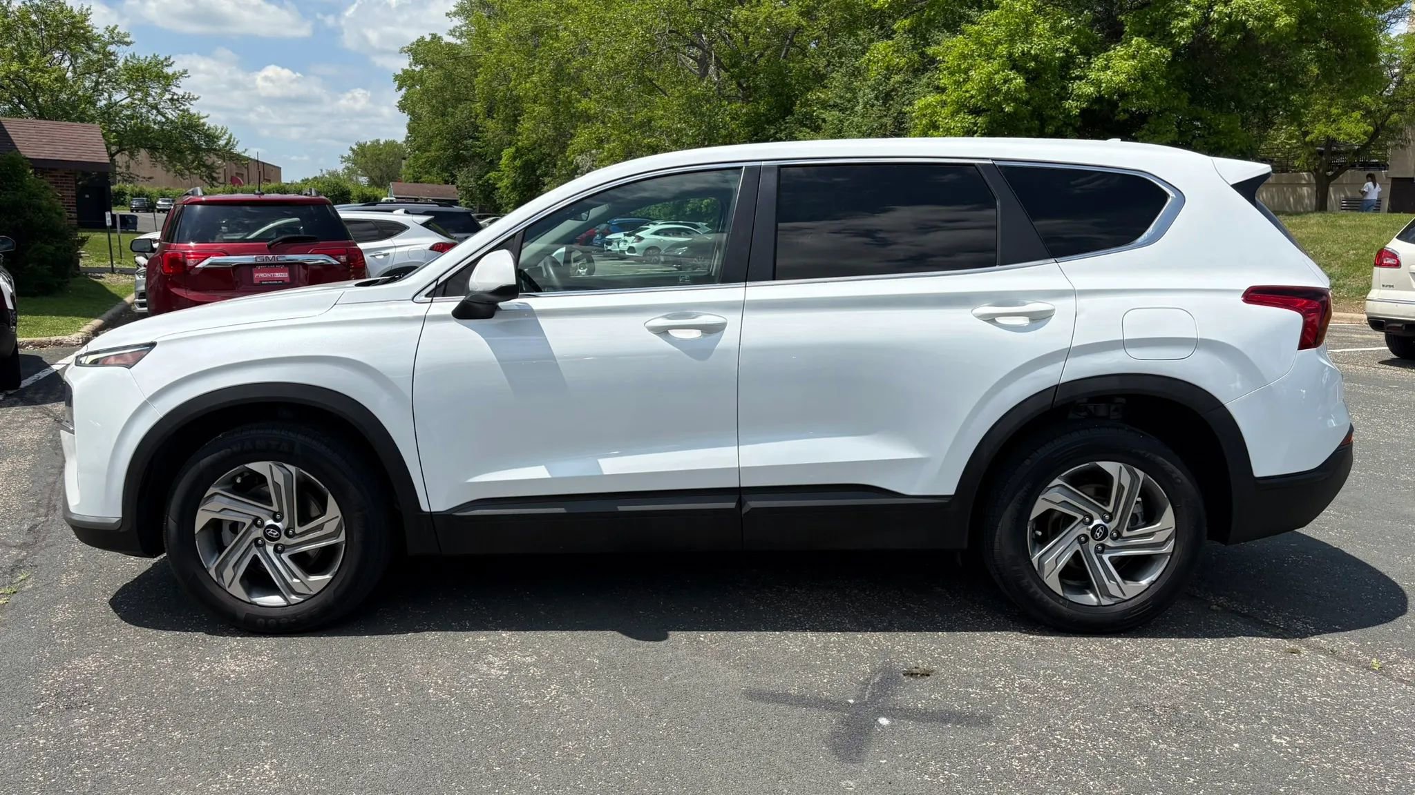 Used 2021 Hyundai Santa Fe SE FWD image 5